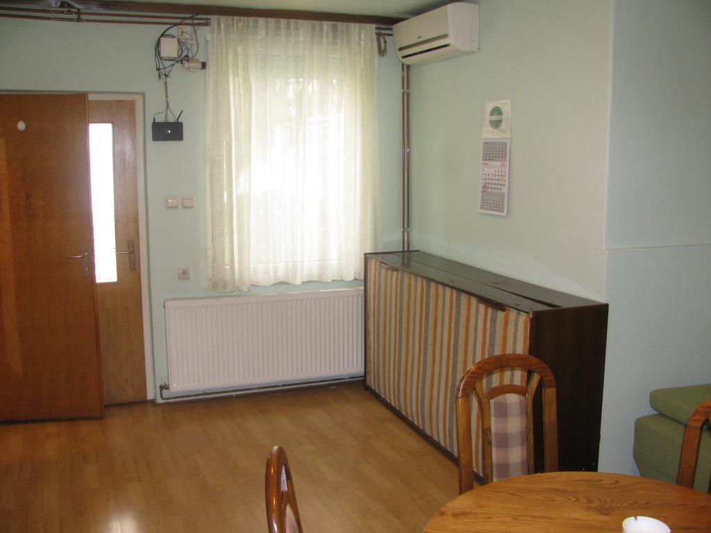 Apartments & Rooms Korzo 슬라본스키브로드 객실 사진